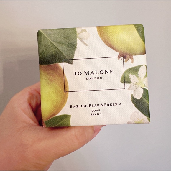 NEW Jo Malone London English Pear & Freesia Soap 100g - Picture 3 of 3